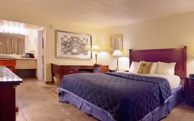 Photo 5 - At Home Inn