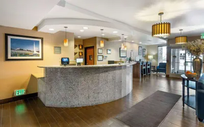 Photo 5 - Comfort Suites Redding - Shasta Lake