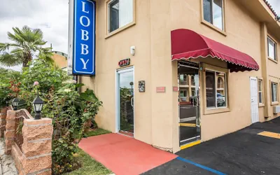 Rodeway Inn & Suites Bellflower