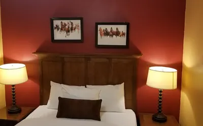 Photo 3 - The Royal Victorian Motel