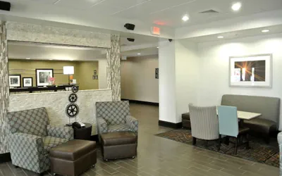 Photo 2 - Hampton Inn Carrizo Springs