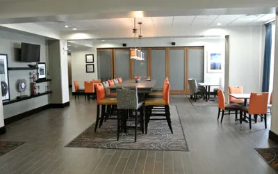 Photo 3 - Hampton Inn Carrizo Springs