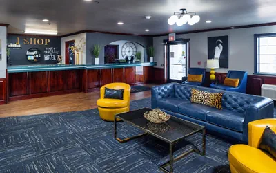 Photo 2 - Hotel J Green Bay