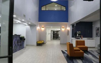 Photo 3 - Quality Inn & Suites Buda