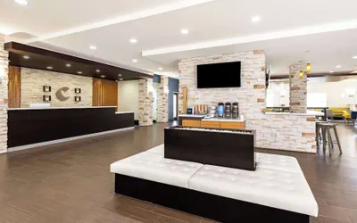 Photo 3 - Comfort Inn Sylva - Cullowhee