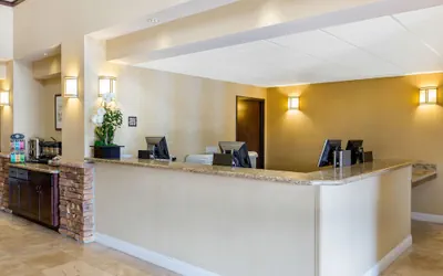 Photo 3 - The Oaks Hotel Paso Robles