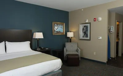 Photo 3 - Holiday Inn Express Hotel & Suites Goldsboro - Base Area by IHG