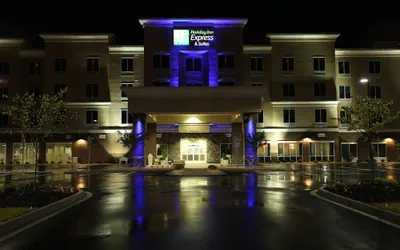 Holiday Inn Express Hotel & Suites Goldsboro - Base Area by IHG