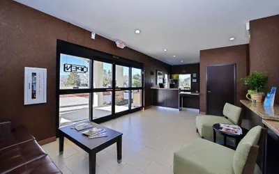 Photo 4 - Americas Best Value Inn & Suites Cuero