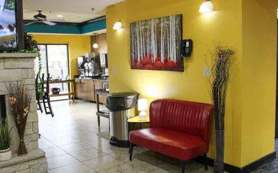 Photo 2 - Parkwood Inn & Suites
