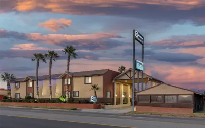 Photo 2 - Best Western Desert Winds