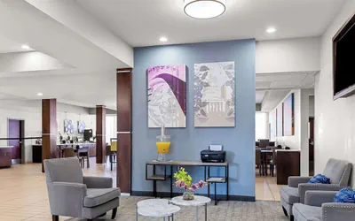 Photo 3 - Best Western St. Louis Airport North Hotel & Suites