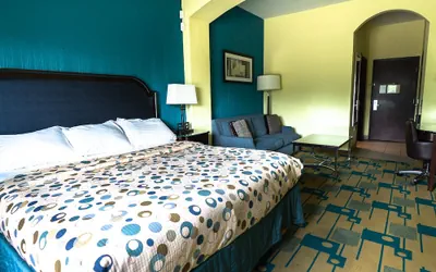 Photo 4 - Rivers  Inn & Suites