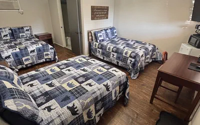 Photo 4 - Yellow Diamond Inn