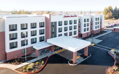 Photo 2 - Hampton Inn & Suites Santa Rosa Sonoma Wine Country