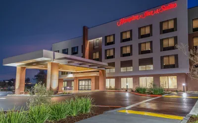 Hampton Inn & Suites Santa Rosa Sonoma Wine Country