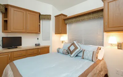 Photo 5 - The Cottages at Golden Village Palms RV Resort