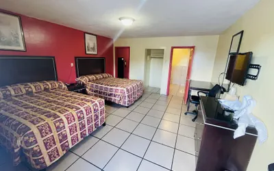Photo 5 - Royal Palms Motel & RV Park