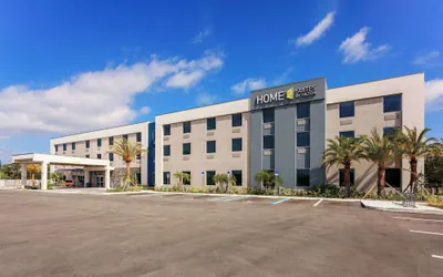 Photo 2 - Home2 Suites by Hilton Vero Beach I-95