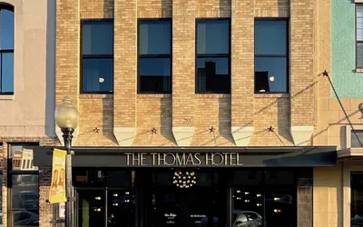 Photo 2 - The Thomas Hotel