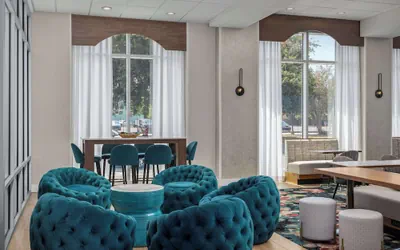 Photo 4 - Hampton Inn New Orleans French Quarter Market Area