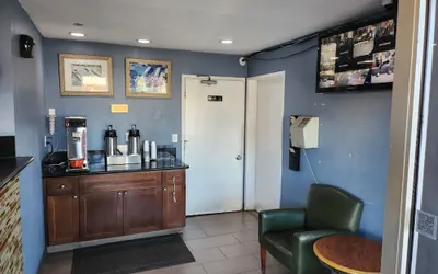 Photo 3 - Vince's Motel Inc.