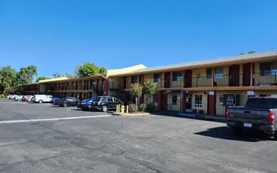 Photo 2 - Vince's Motel Inc.