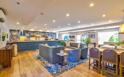 Photo 4 - The Lodge at Healdsburg, Tapestry Collection by Hilton
