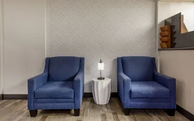 Photo 5 - Super 8 by Wyndham Laredo