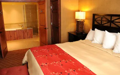 Photo 3 - Slopeside Hotel, A Vail Resorts Property
