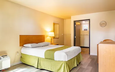 Photo 2 - City Inn