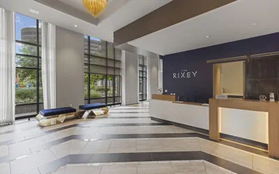 Photo 5 - Placemakr Marymount Ballston