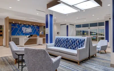 Photo 2 - Holiday Inn Express & Suites Ontario - Chino Hills by IHG