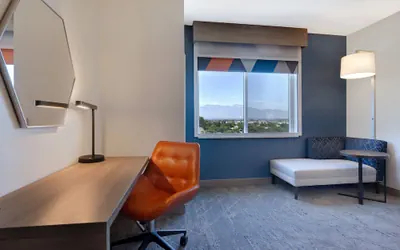 Photo 5 - Holiday Inn Express & Suites Ontario - Chino Hills by IHG