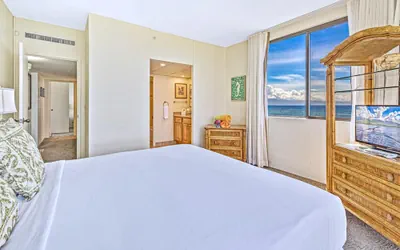 Photo 3 - Kaanapali Shores Resort by KBM