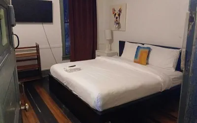 Photo 2 - Michie Hostel