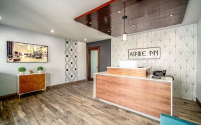 Photo 3 - Aspire Inn Studios & Spas