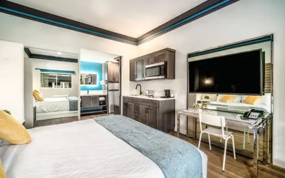 Photo 4 - Aspire Inn Studios & Spas