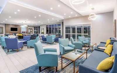 Photo 5 - La Quinta Inn & Suites by Wyndham Valdosta