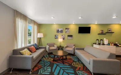 Photo 5 - Woodspring Suites West Palm Beach
