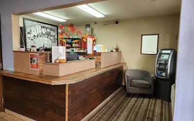 Photo 3 - Grizzly Inn