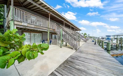 Photo 2 - Sebastian Saltwater Lodge
