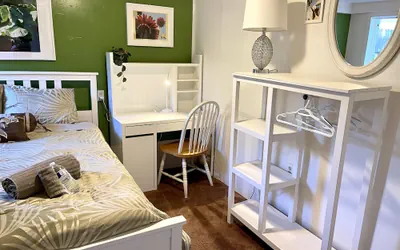 Photo 3 - B-Love's Guest House