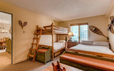 Photo 4 - Westwind 306 2BD 2BA Gold Condo in Lionshead Village