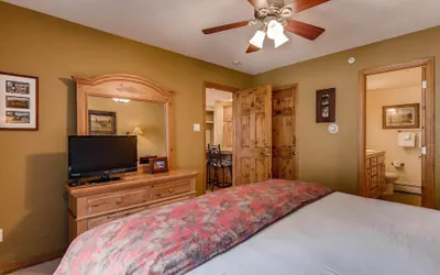Photo 3 - Westwind 202 2BD 2BA Platinum Condo in Lionshead Village