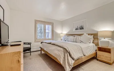 Photo 2 - Westwind 307 2BD 2BA Platinum Condo in Lionshead Village