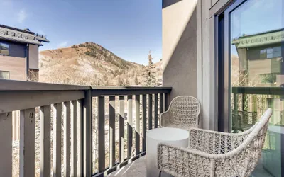 Photo 2 - Westwind 408, 2bd, 2BA Diamond Condo in Lionshead Village