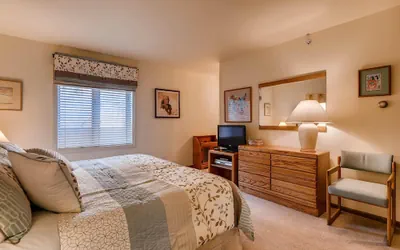 Photo 5 - Westwind 109 1BD 1.5ba Gold Condo in Lionshead Village
