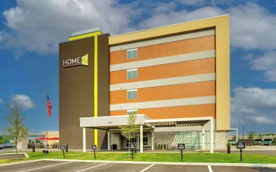 Photo 2 - Home2 Suites by Hilton Hammond