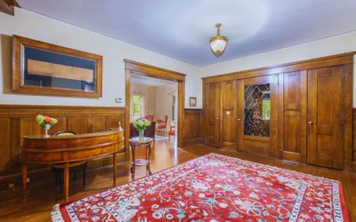 Photo 4 - Martha's Bed and Breakfast